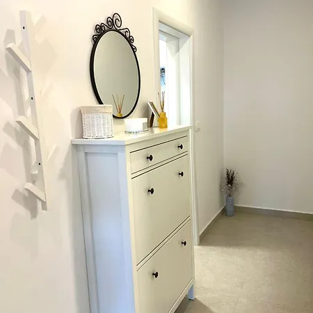Apartment Stella Maris Jesenice (Split-Dalmatia)